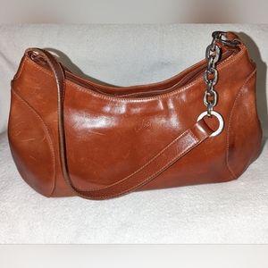 Velez leather hobo bag made in Colombia.